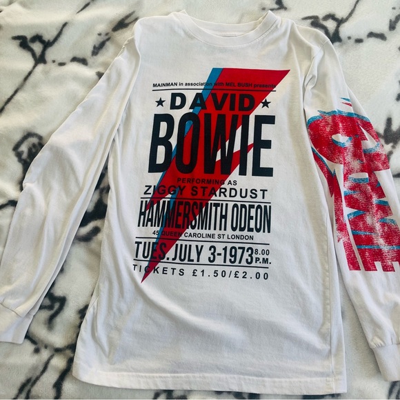 Bowie Tops - DAVID BOWIE -Hammersmith Odeon Unisex Long Sleeve Concert T-Shirt - Size - SMALL